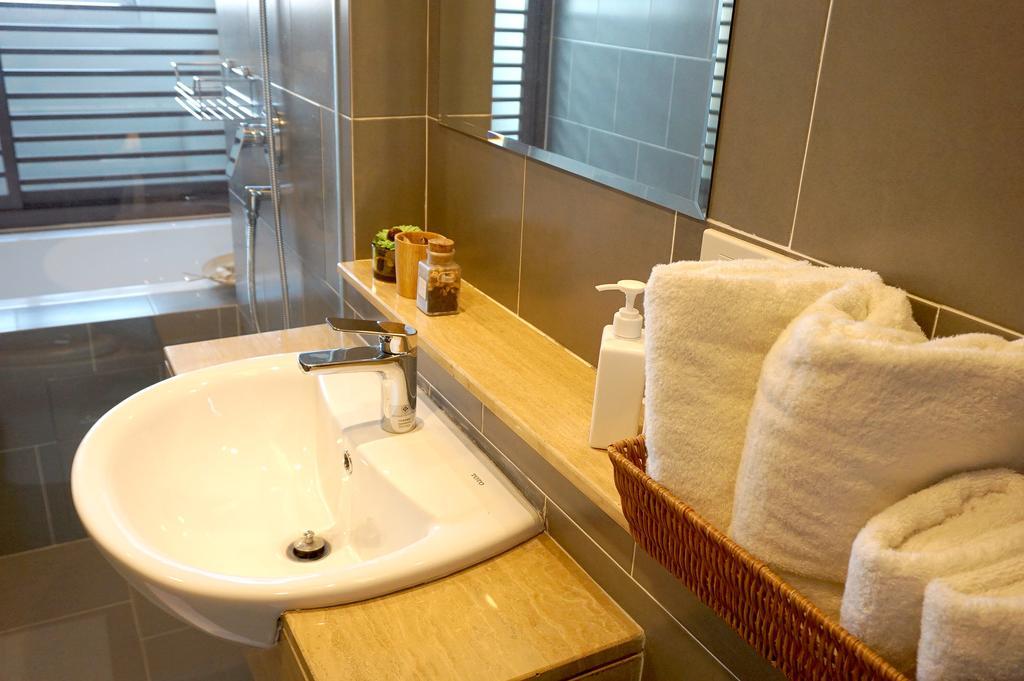 Benri Sriracha Residence Si Racha Zewnętrze zdjęcie